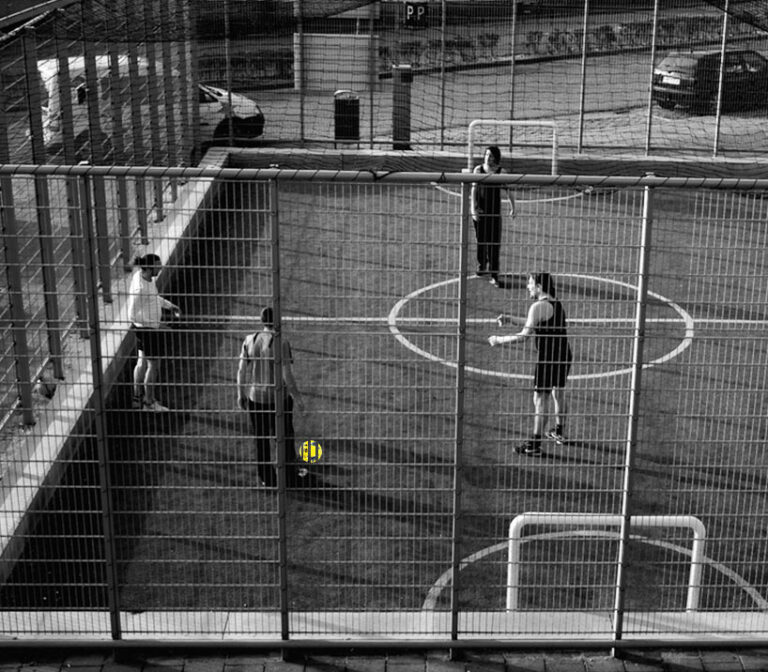 gabbia gioco calcio